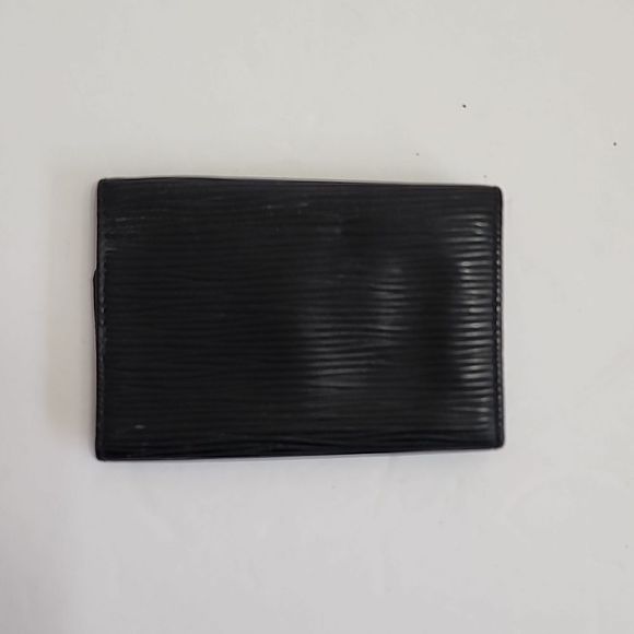 CA 0969 Authentic LV black epi leather 6 keys multicles key holder - Picture 2 of 4